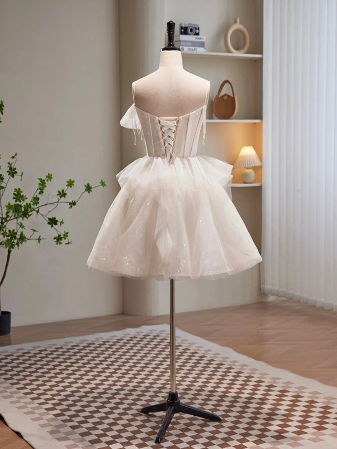 Champagne Spaghetti Strap Tulle Short Prom Dress, Cute A-Line Homecoming Dress