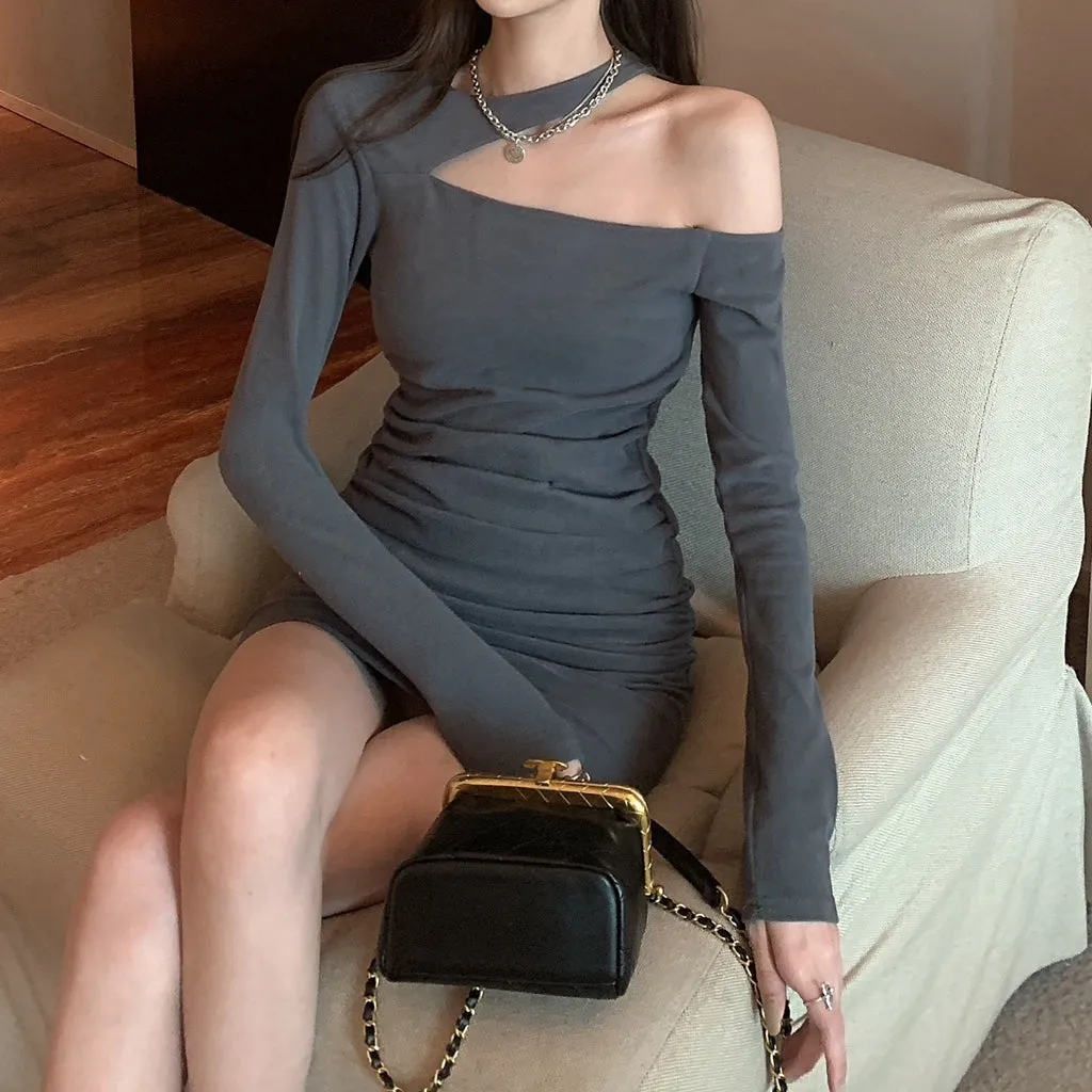 Fashion Oblique Shoulder Pleated Long Sleeve Dress