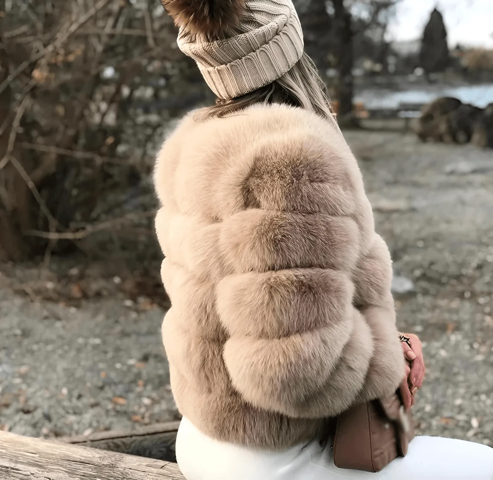 Faux Fur Short Coat Women's Cropped Artificial Fox Fur Jacket Women Winter Fluffy Top Thick Warm Furry Fur Outerwear