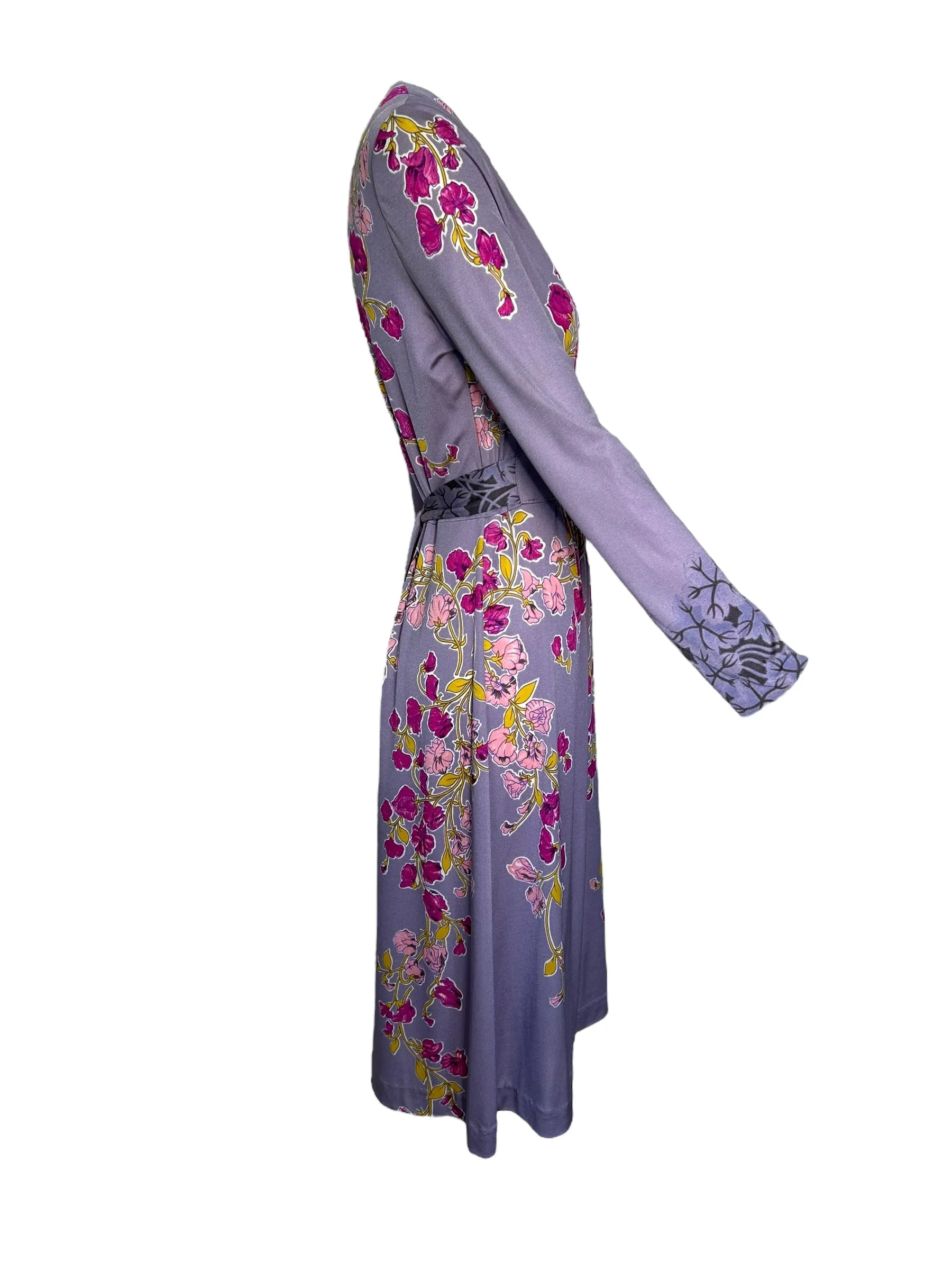 Mac Tac 1970s Lavender Floral Knit Tie Dress