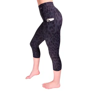 Women's Compression Capris W/ Pockets - Leopard Black